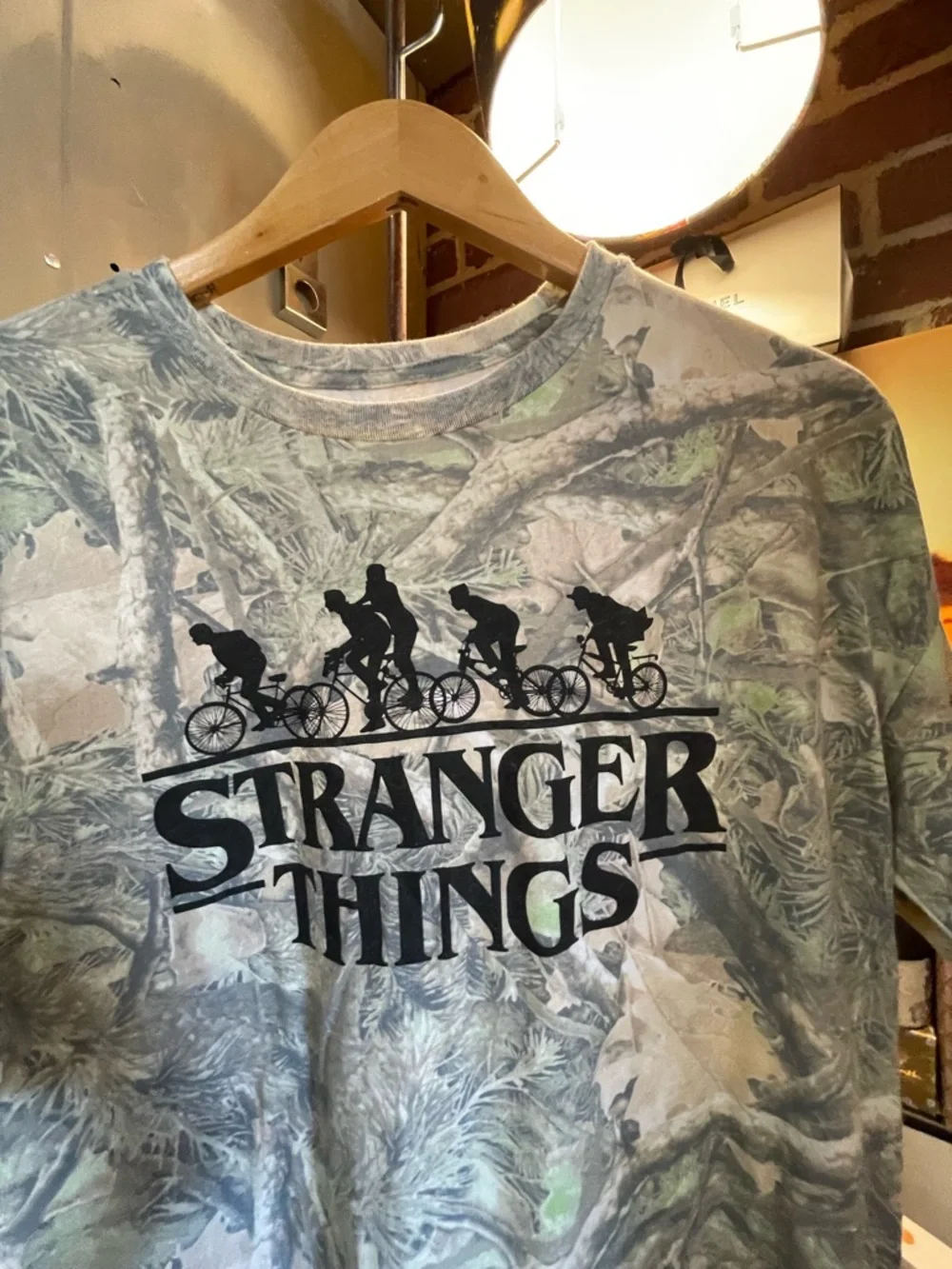 Stranger things - Picture 2 of 4